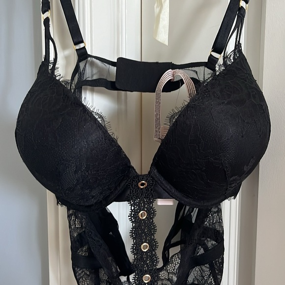 NWT VICTORIAS SECRET TEDDIE - Picture 5 of 12